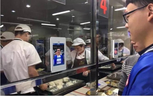 校园营销新升级，食堂广告新玩法
